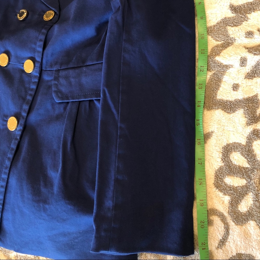 Blazer - Picture 7 of 7